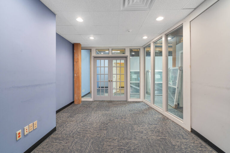 Office | available space 2 | 650 SqFt – 7,120 SqFt
