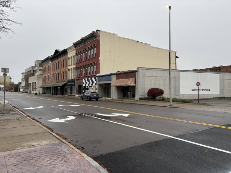 MIXED-USE REDEVELOPMENT LOFTS (3Hrs From Brooklyn and 15Min From Pennsylvania)
