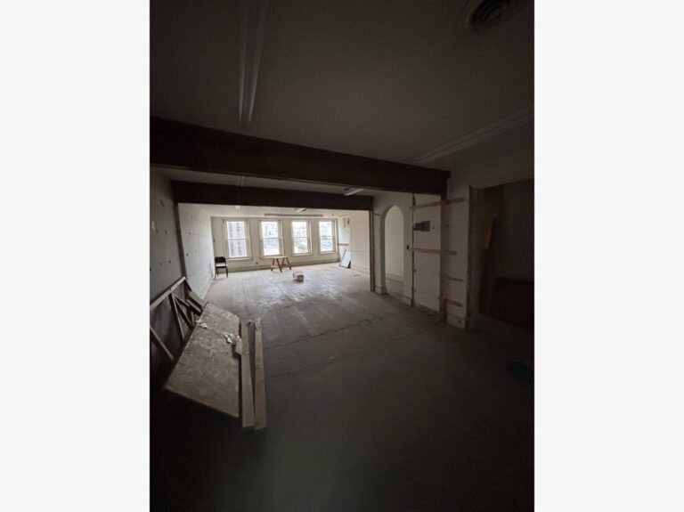 MIXED-USE REDEVELOPMENT LOFTS (3Hrs From Brooklyn and 15Min From Pennsylvania)