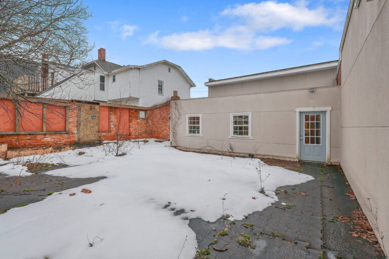 Multi-Tenant Commercial Property in the Heart of Weedsport