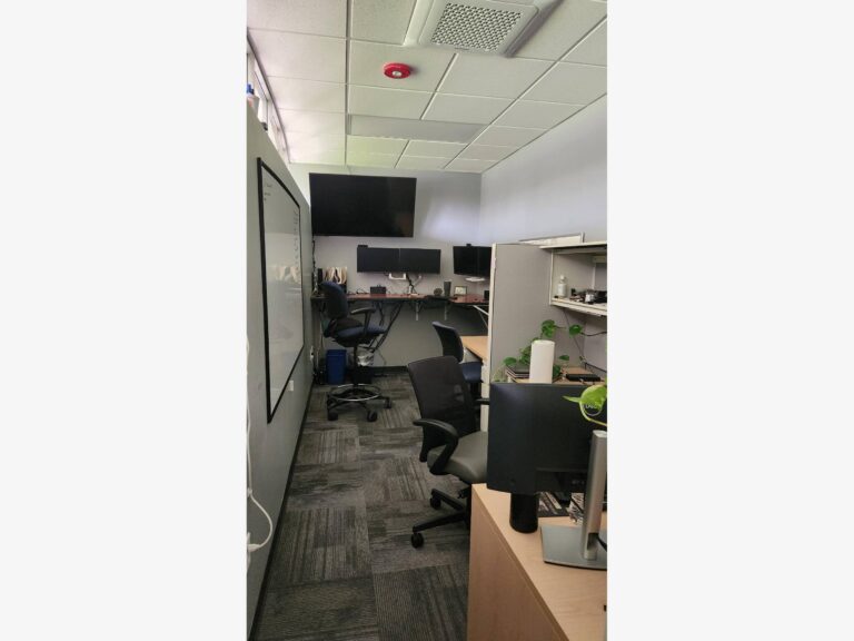 Office | 1 space available | 11,000 SqFt