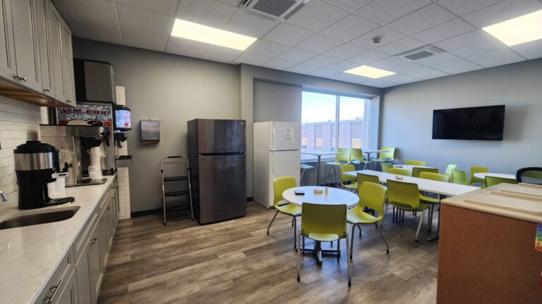 Office | 1 space available | 11,000 SqFt