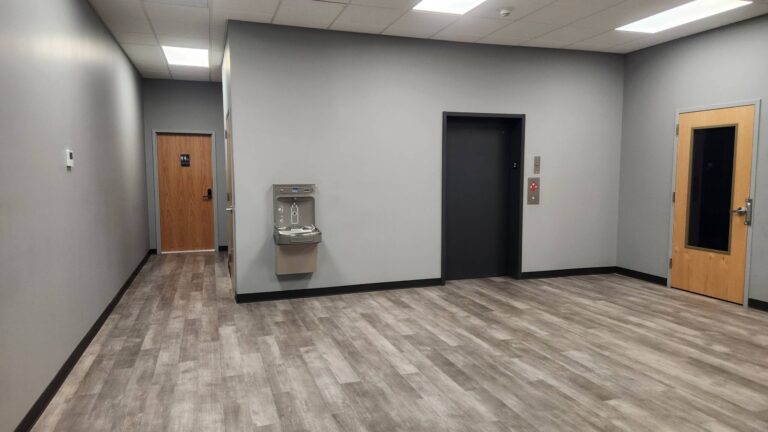 Office | 1 space available | 11,000 SqFt