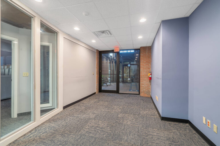 Office | available space 2 | 650 SqFt – 7,120 SqFt