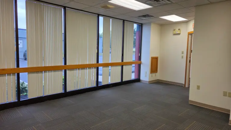 Mulitple Suites. Office/Flex Space