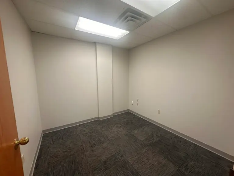 Mulitple Suites. Office/Flex Space