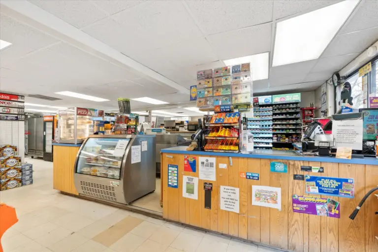 Operational Gas Station & Convenience Store